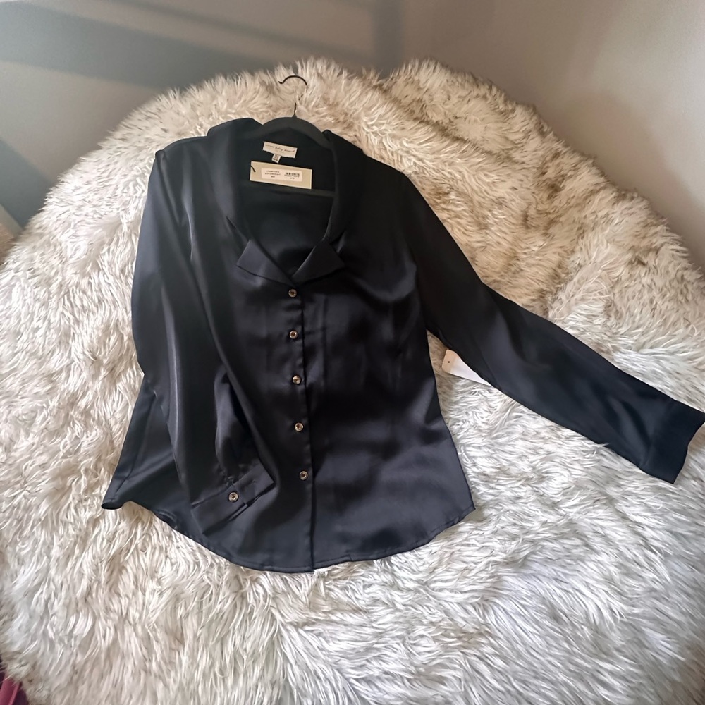 Never fully dressed Chester Black shirt US 12 UK 16.